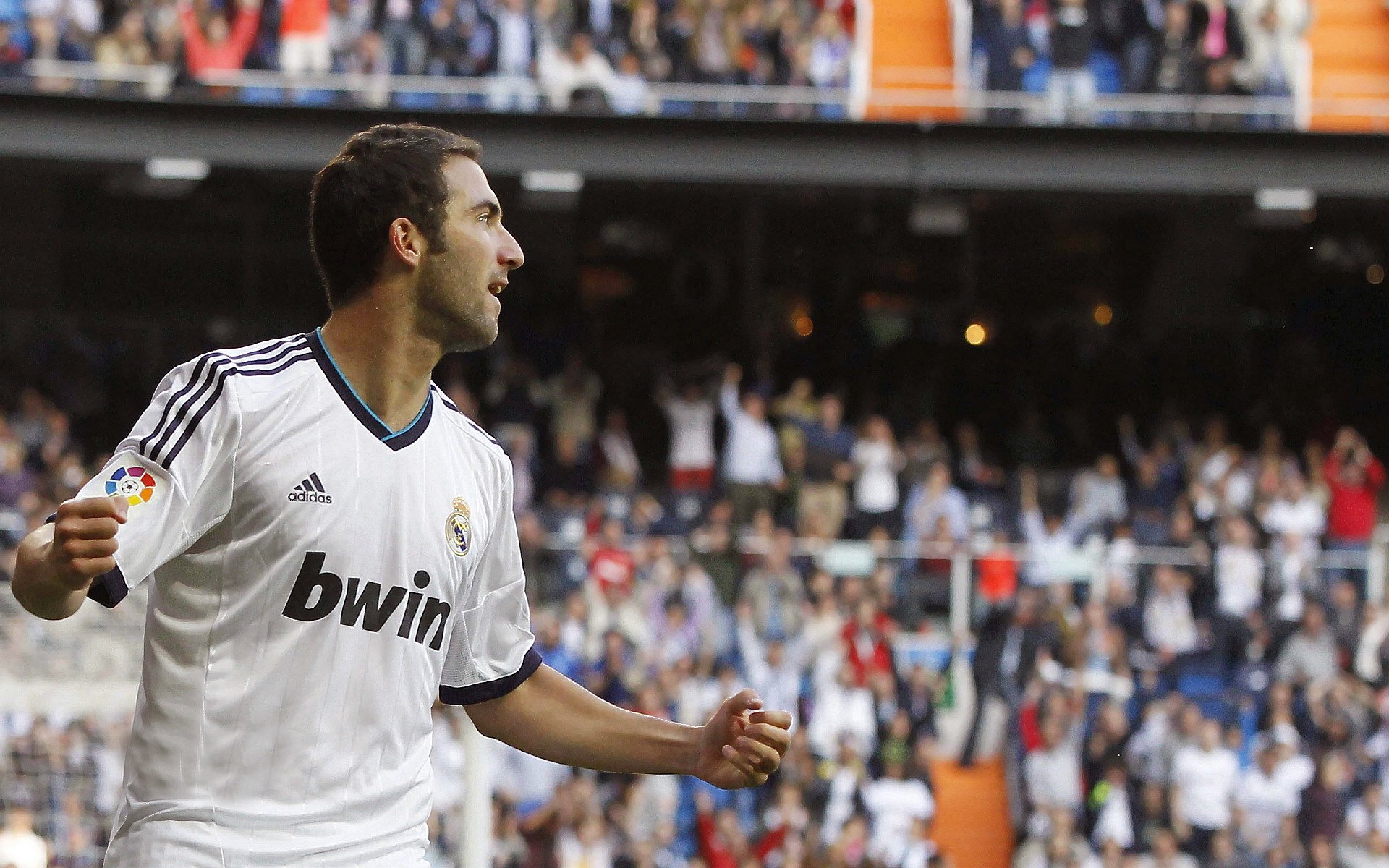 克洛普不断创新战术，利物浦向更高目标发起冲击