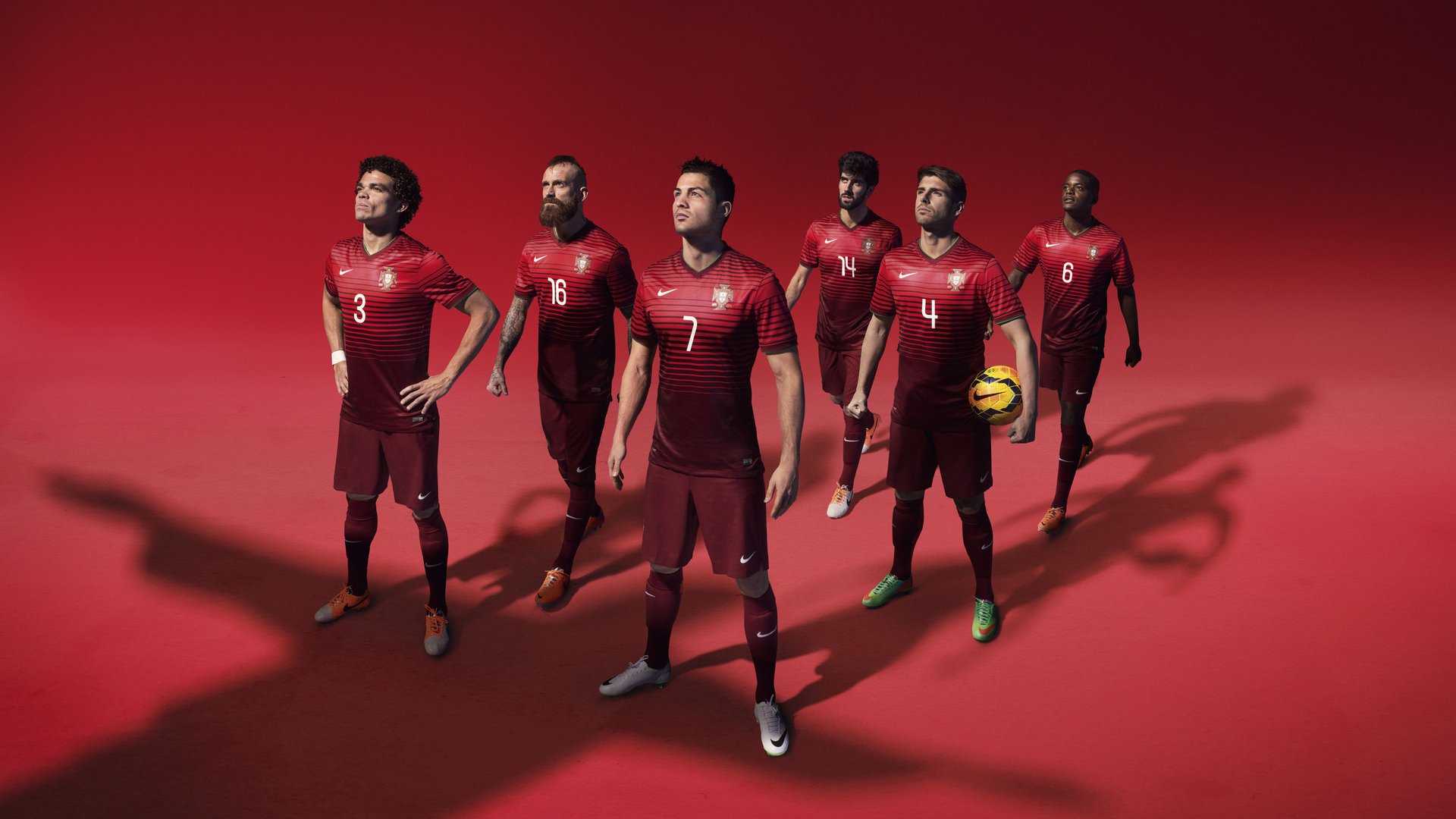 外教与本土教练合作难题解析，外教团队对训练的要求很高