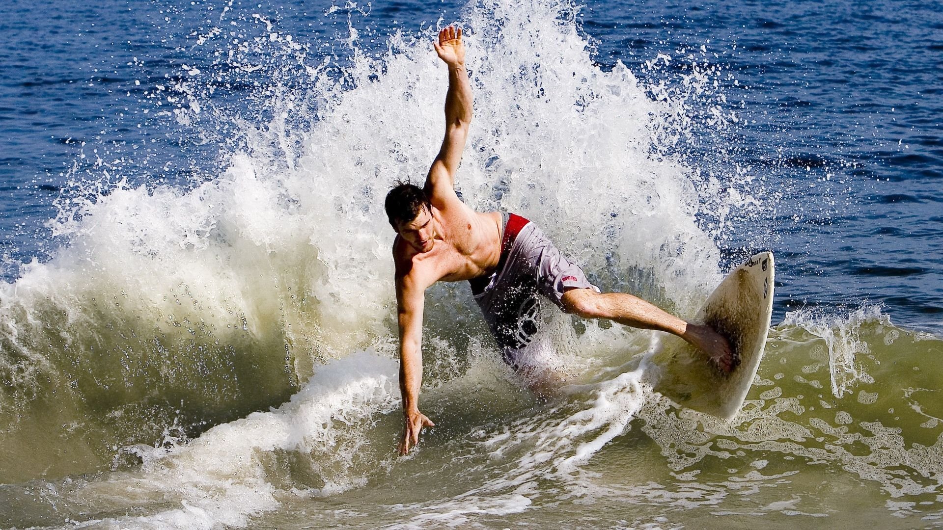 逆境翻盘战术关键场控的临场指挥能力